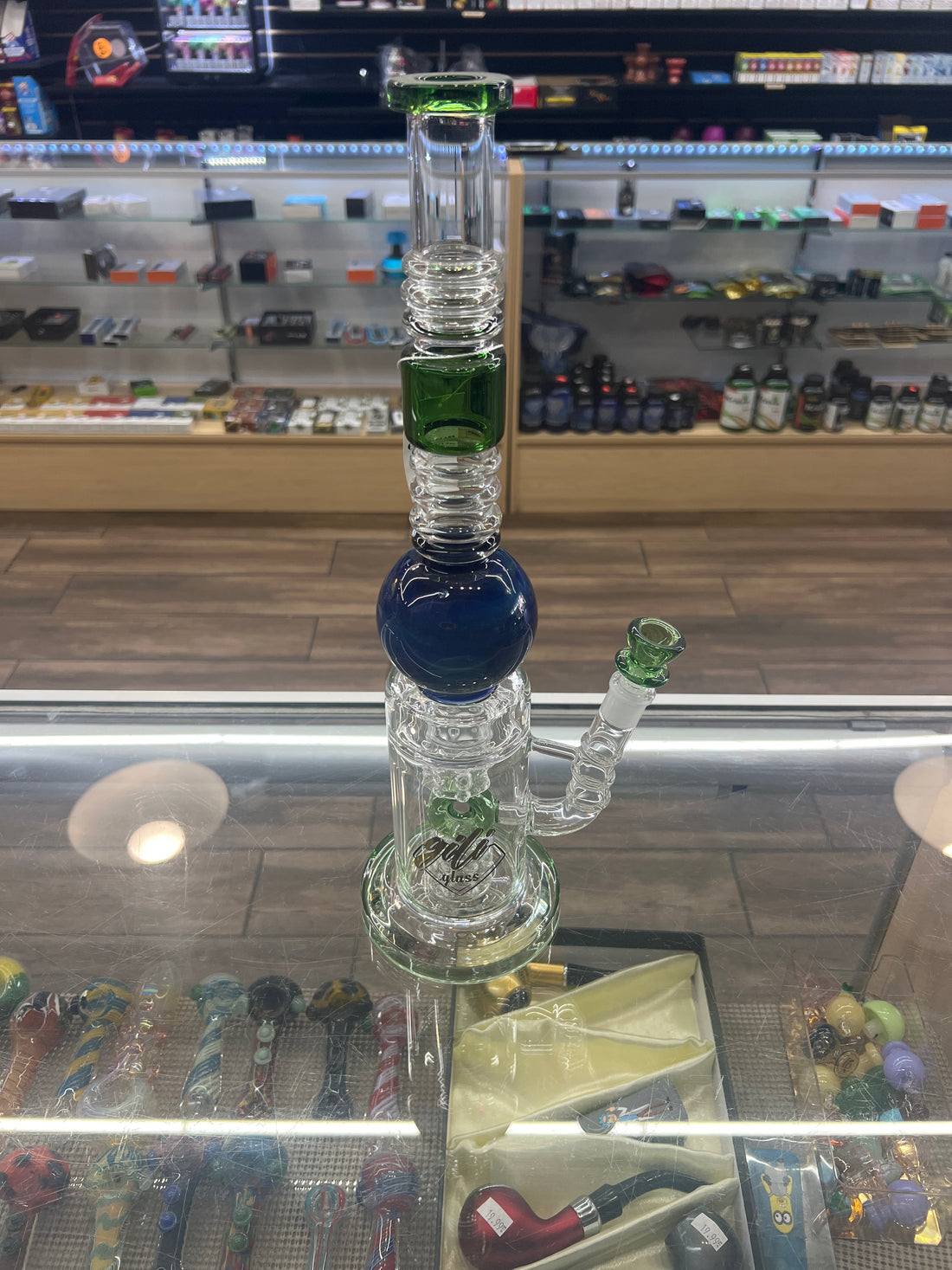 Gili Glass