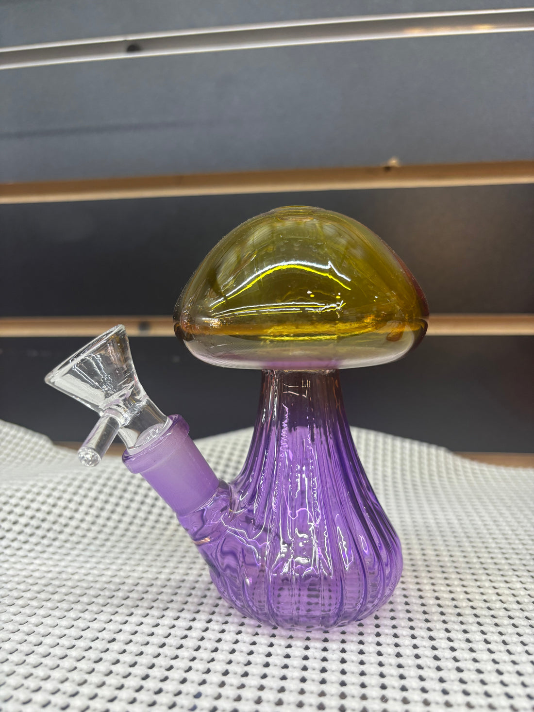 1615Bong